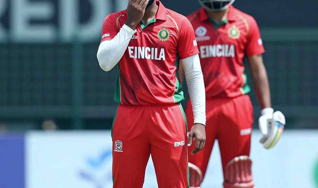 ডারবানে ২১৪ রানের জয়, কিন্তু হ্যাজলউডের ৬/৪৯ আসলে কোন ফাইল খুলে দিল?